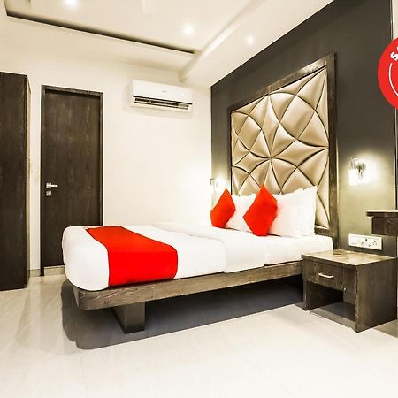 Oyo 37559 Hotel Al Haram Bombay Extérieur photo