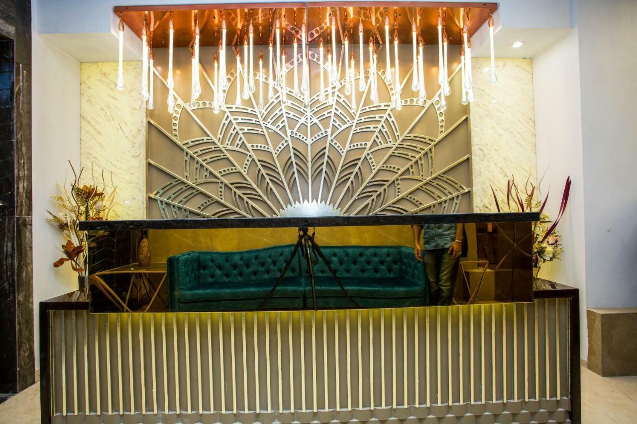 Oyo 37559 Hotel Al Haram Bombay Extérieur photo