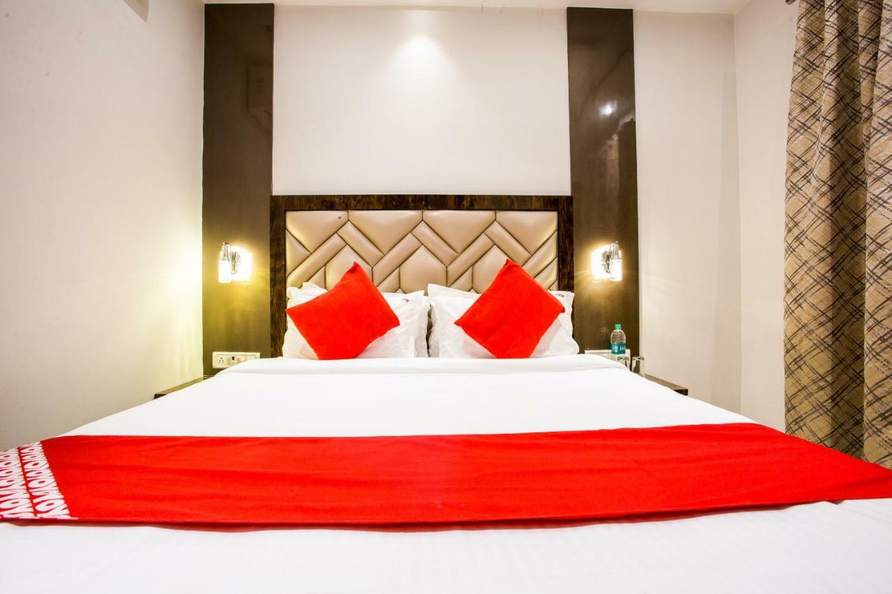 Oyo 37559 Hotel Al Haram Bombay Extérieur photo