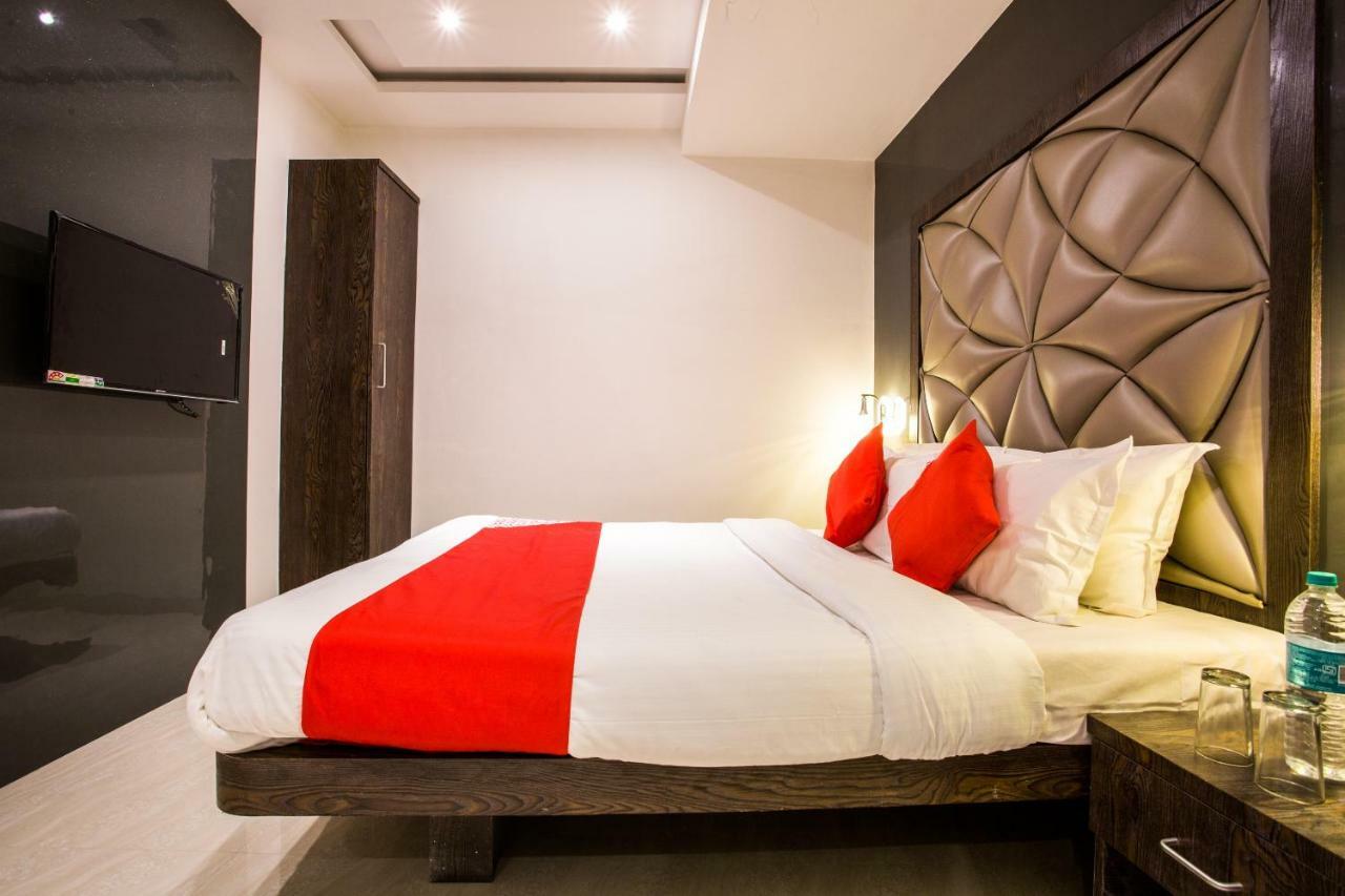 Oyo 37559 Hotel Al Haram Bombay Extérieur photo