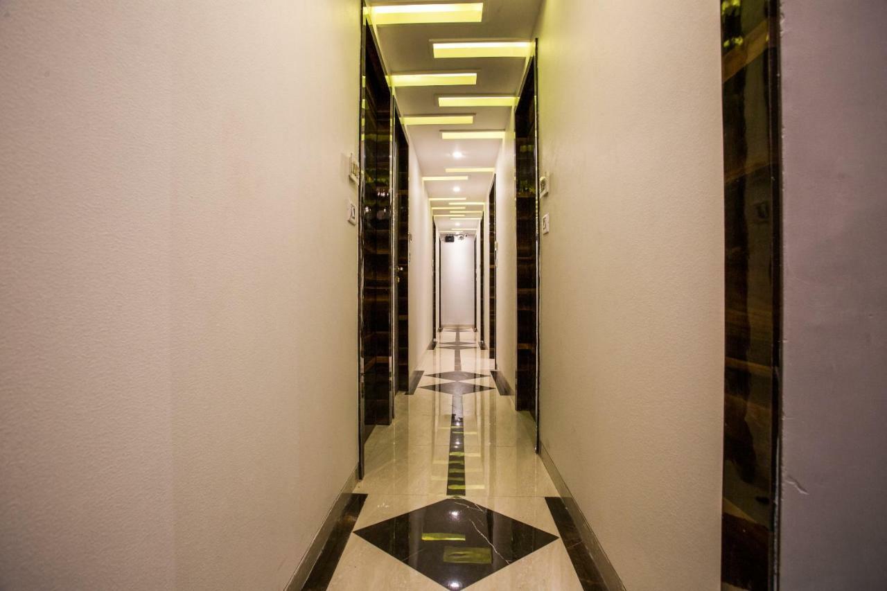 Oyo 37559 Hotel Al Haram Bombay Extérieur photo
